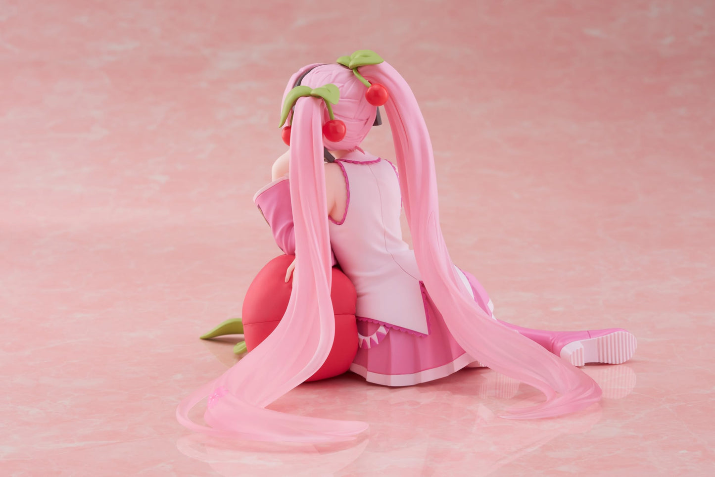 Hatsune Miku - Desktop Cute Sakura Miku (Cherry Cushion Ver.)