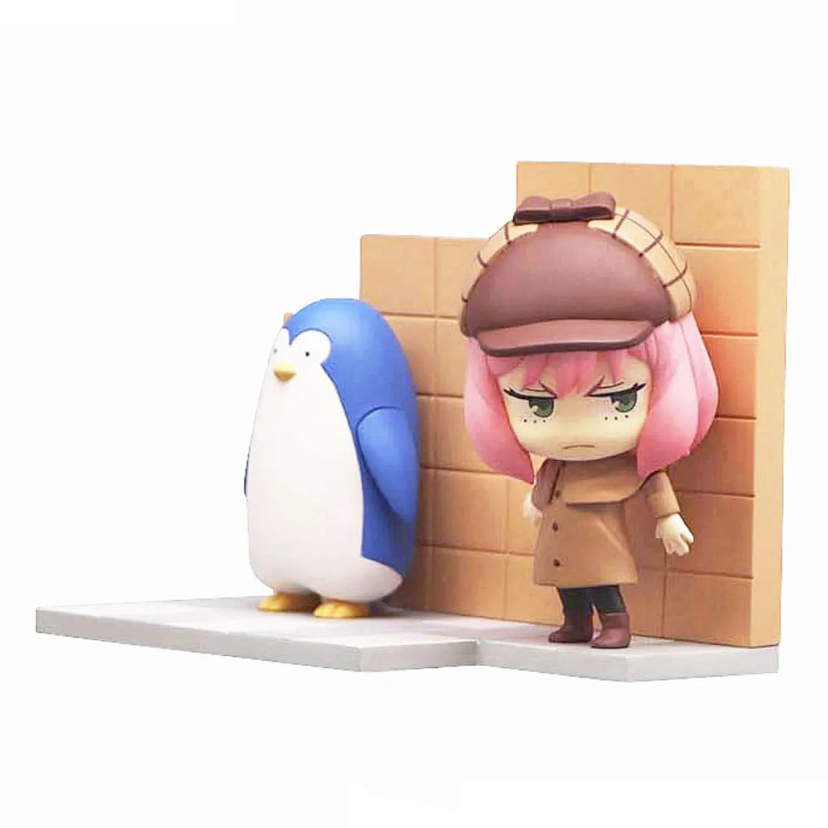 Spy x Family - Anya & Penguin Hold Figure