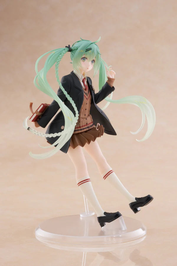 Hatsune Miku: Fashion Figure (Preppy Ver.)
