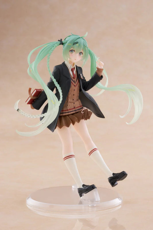 Hatsune Miku: Fashion Figure (Preppy Ver.)